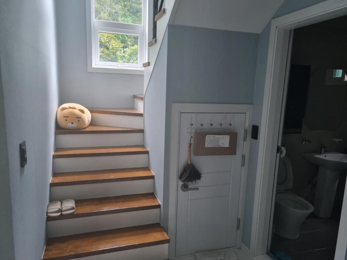 Bed and Breakfast Gashi Sarang Seogwipo Exterior foto